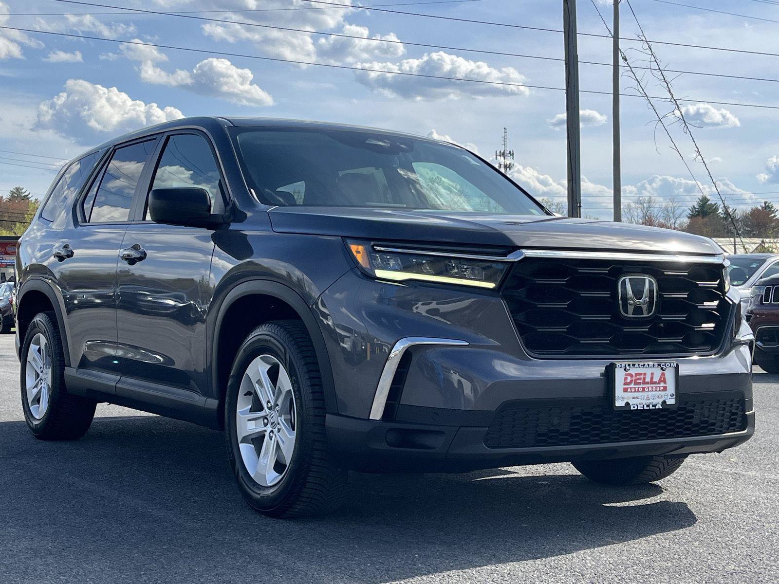 Certified 2023 Honda Pilot LX image 3