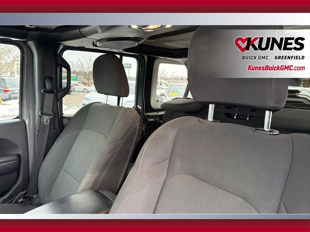 Used 2022 Jeep Wrangler Unlimited Sport AWD/4WD image 35