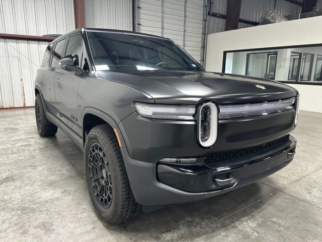 Used 2026 Rivian R1S Premium AWD/4WD image 27