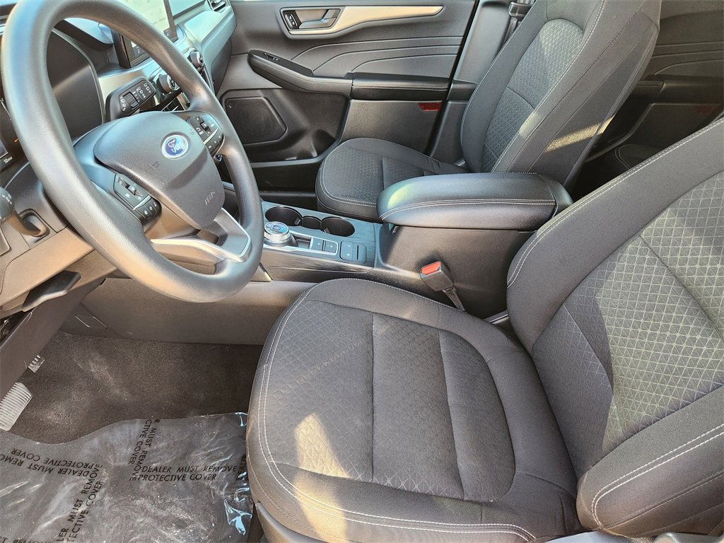 Used 2025 Ford Escape Active image 13