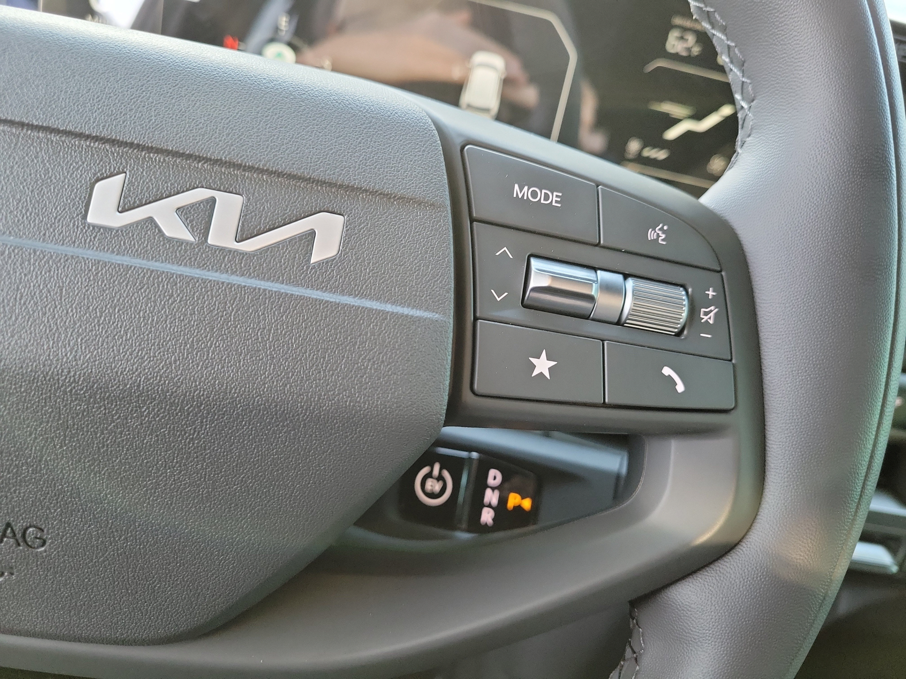 New 2027 Kia EV3 Land FWD image 23