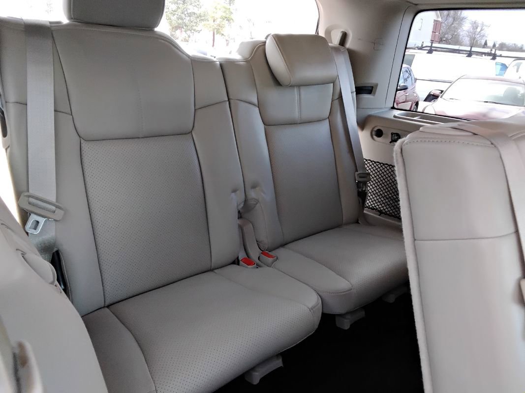 Used 2006 Jeep Commander Limited w/ Trailer Tow Group IV image 18