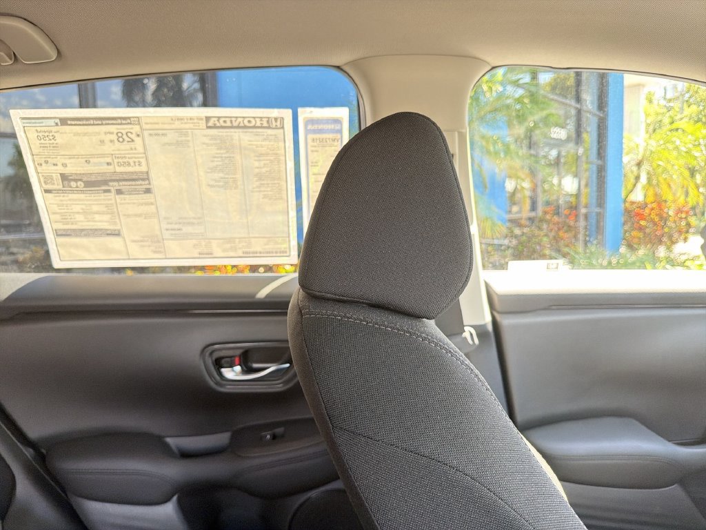 New 2027 Honda HR-V LX image 16