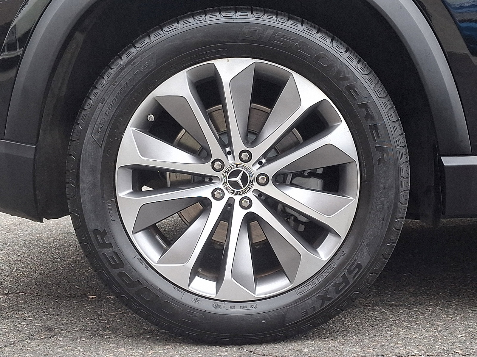 Used 2020 Mercedes-Benz GLE 350 w/ Premium Package image 25