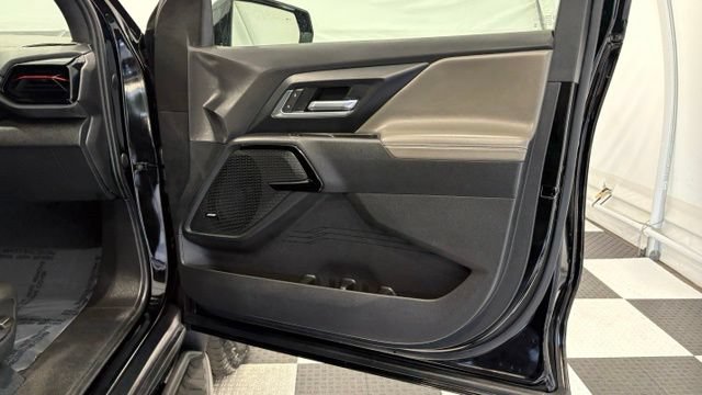 Used 2026 Chevrolet Silverado EV Trail Boss AWD/4WD image 25