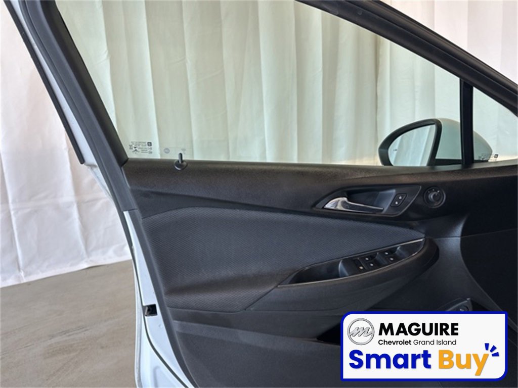 Used 2019 Chevrolet Cruze LT w/ Convenience Package image 20