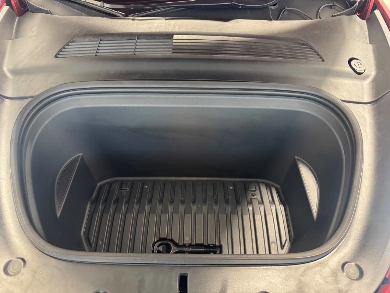 Used 2021 Tesla Model Y Long Range image 42