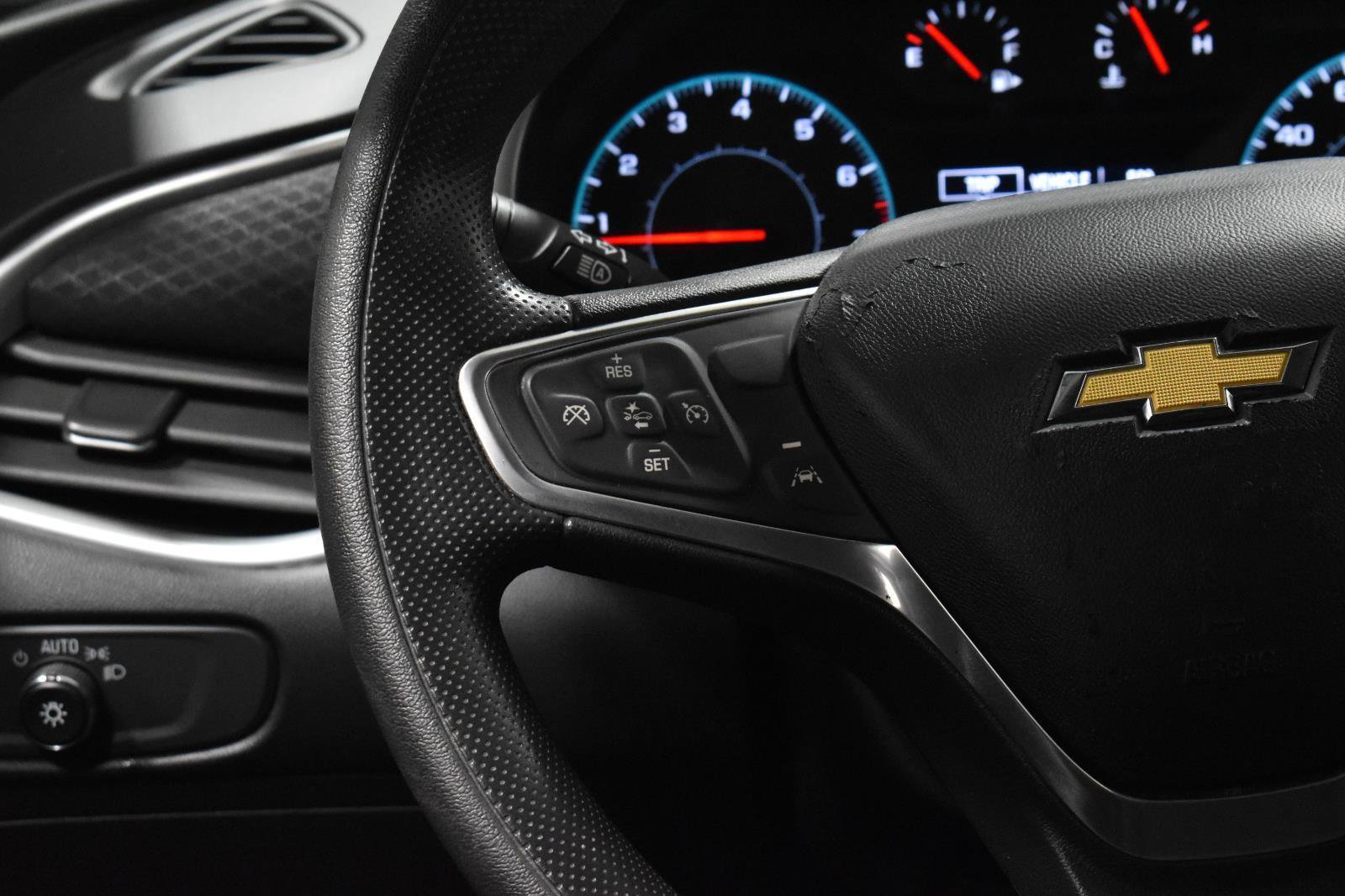 Used 2023 Chevrolet Malibu LT w/ Driver Confidence Package FWD image 10