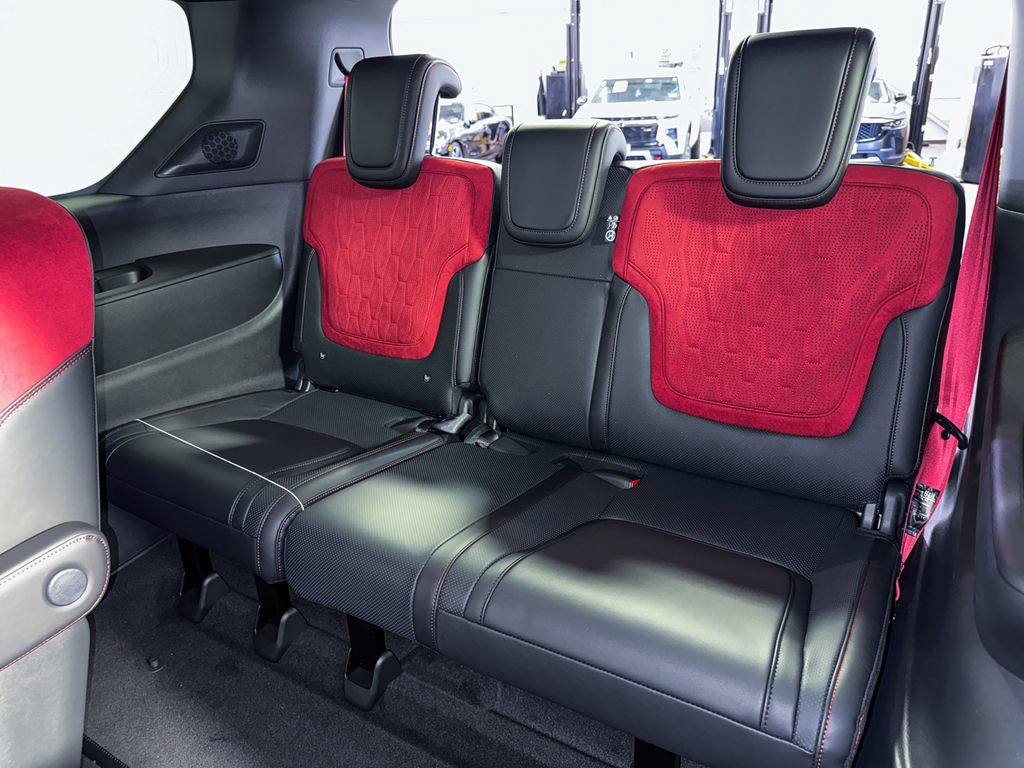 New 2026 Nissan Armada NISMO AWD/4WD image 33