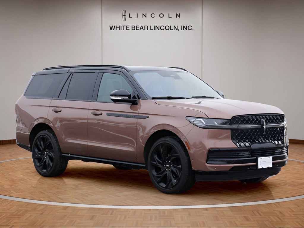 Certified 2025 Lincoln Navigator Black Label image 3