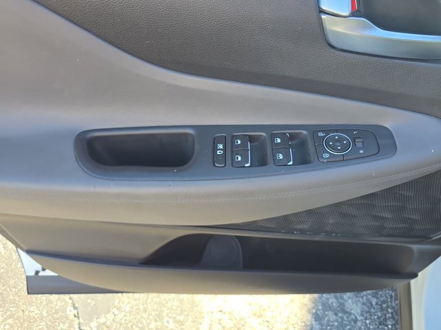 Used 2020 Hyundai Santa Fe SEL image 15