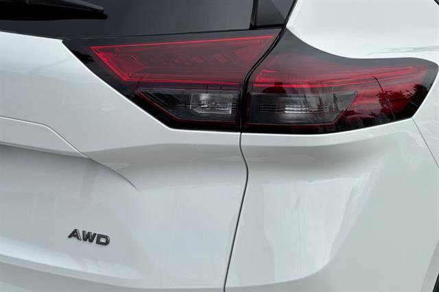 New 2026 Nissan Rogue S image 7