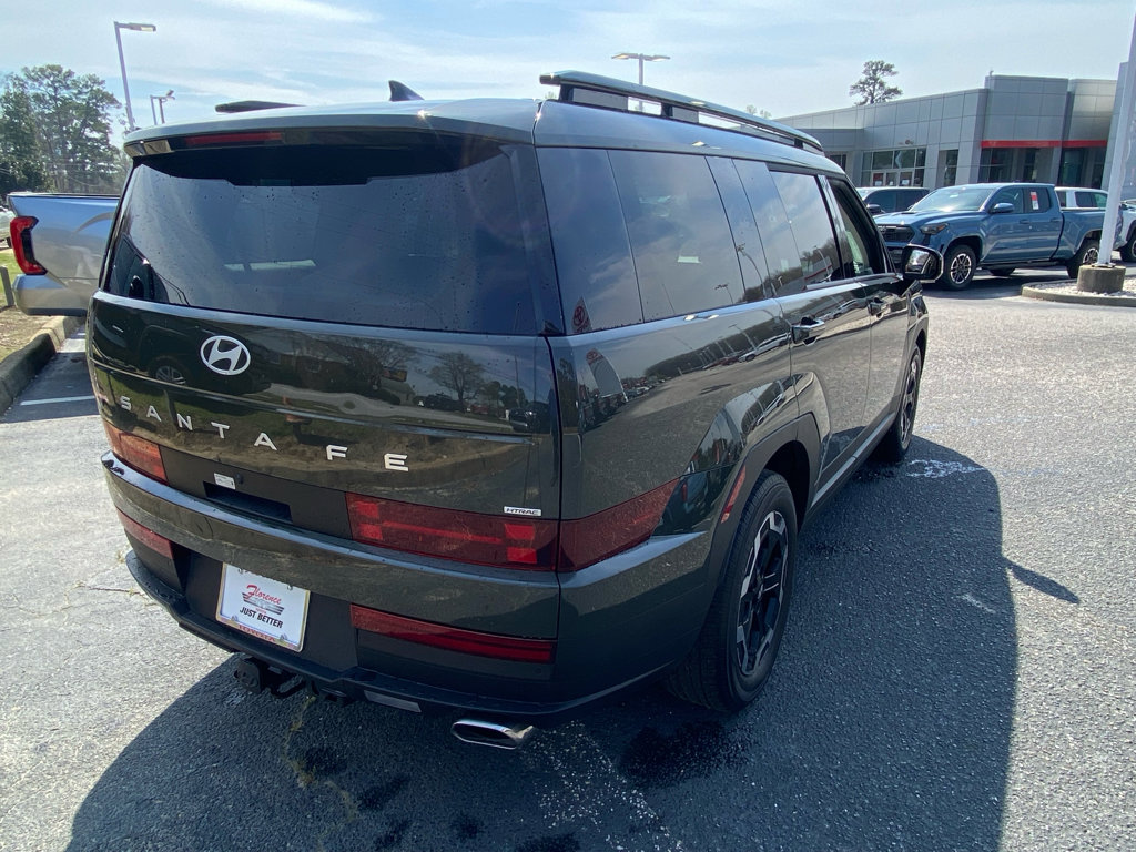 Used 2025 Hyundai Santa Fe SEL w/ Tow & Go Package image 9