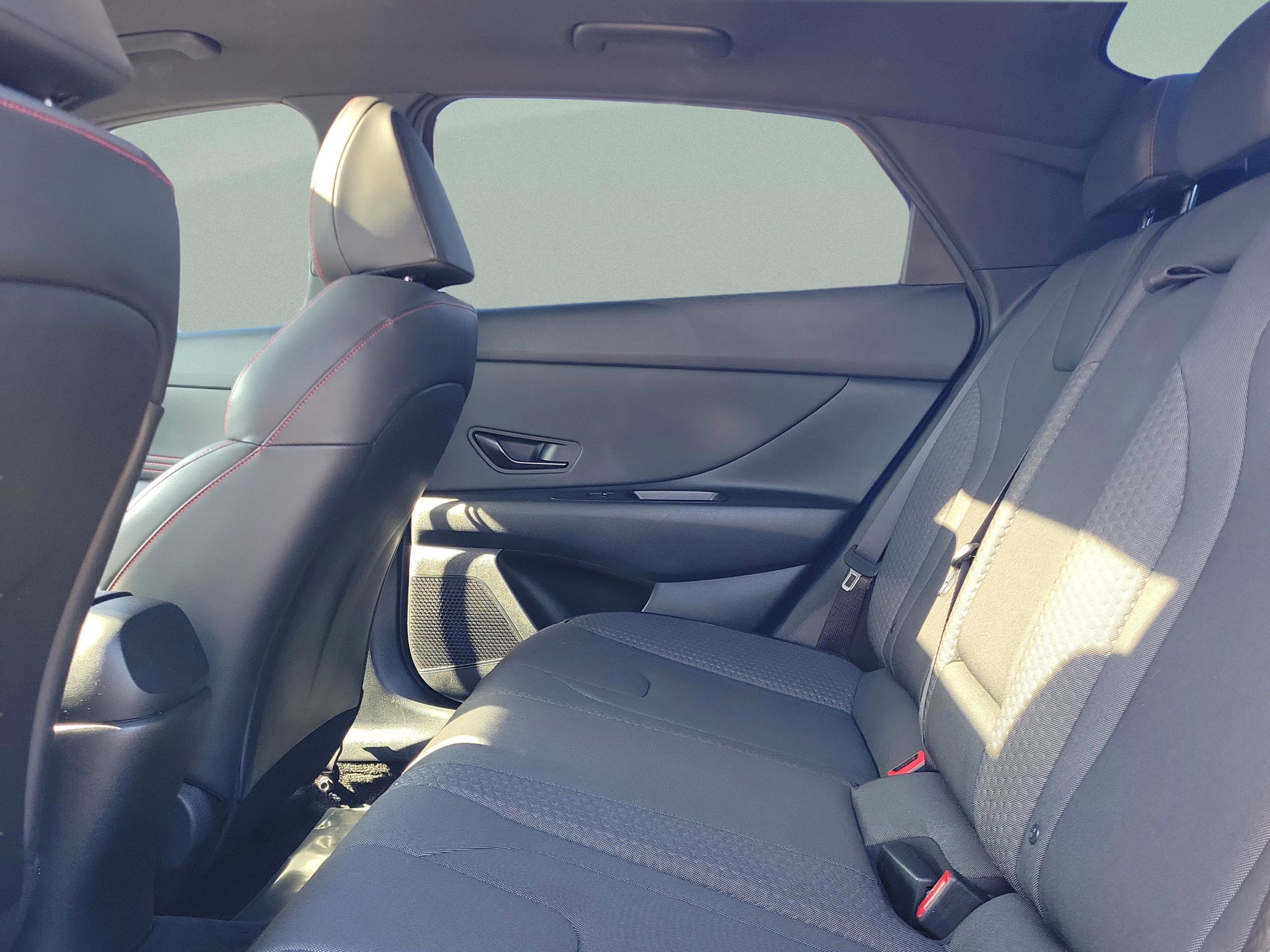 Certified 2023 Hyundai Elantra N Line image 6