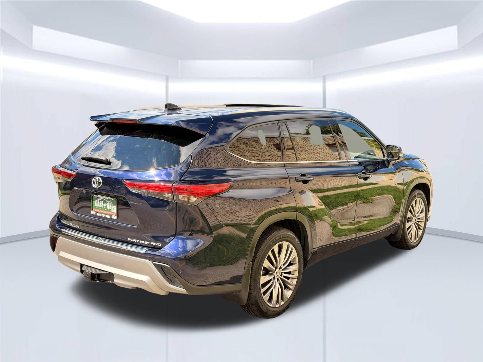 Used 2021 Toyota Highlander Platinum AWD/4WD image 5