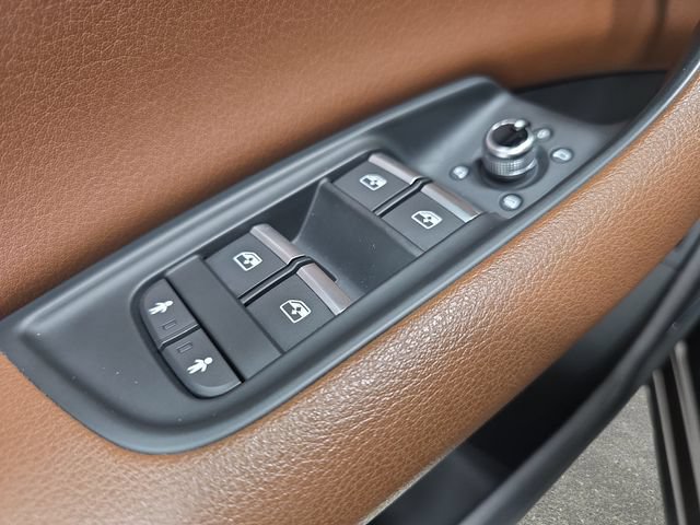 Used 2018 Audi Q7 3.0T Premium Plus w/ Premium Plus Package AWD/4WD image 27