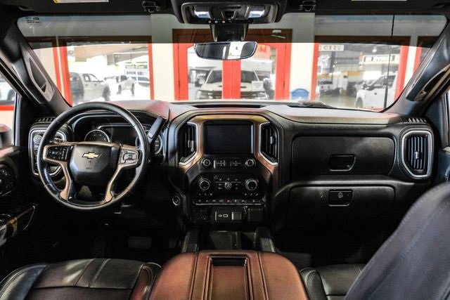 Used 2022 Chevrolet Silverado 3500 High Country w/ Technology Package image 13