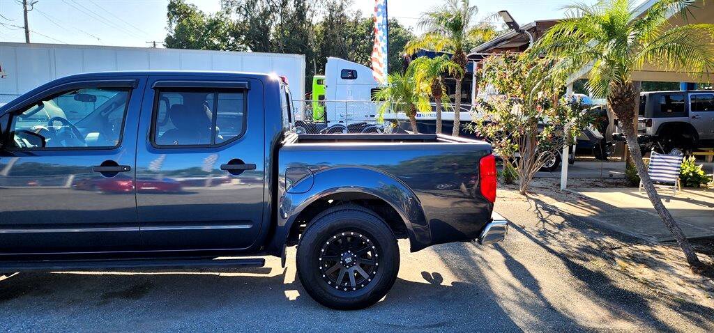 Used 2017 Nissan Frontier SV image 7