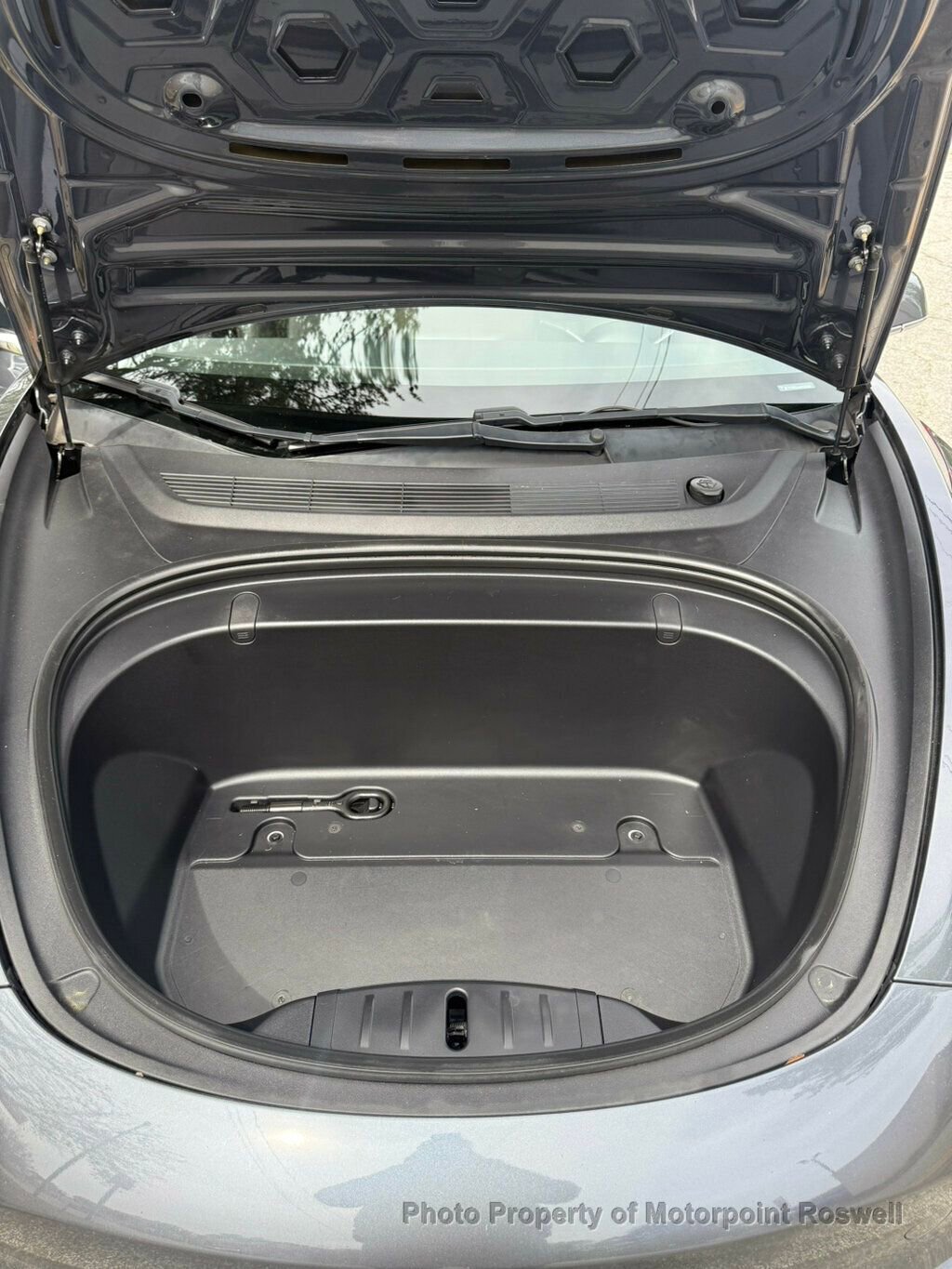 Used 2019 Tesla Model 3 Standard Range Plus image 9