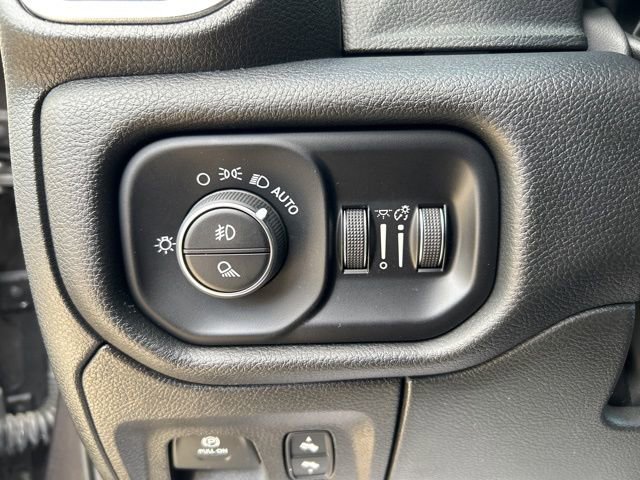 Used 2022 RAM 1500 Laramie AWD/4WD image 23