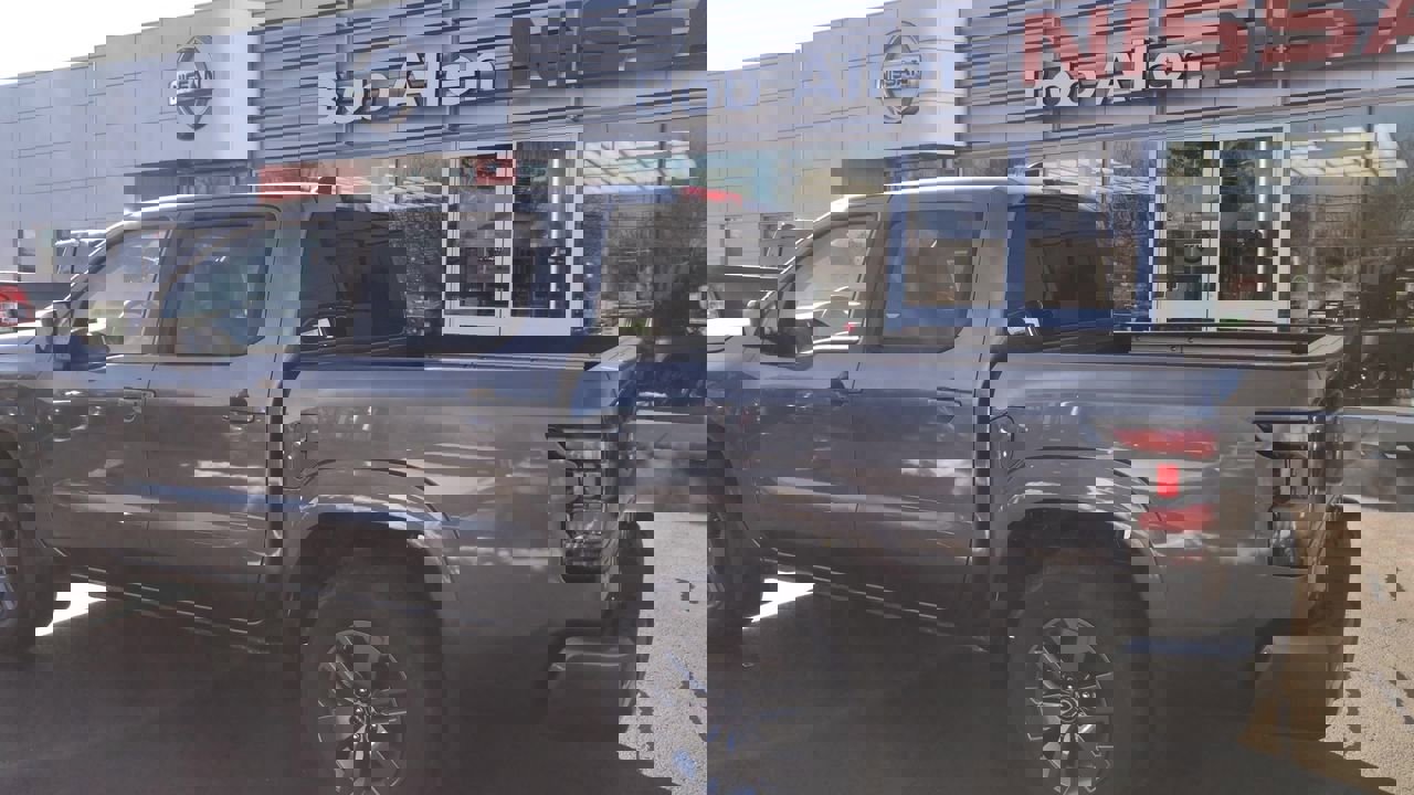 New 2026 Nissan Frontier SV w/ SV Convenience Package image 5