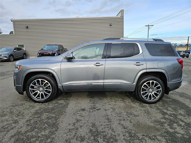Used 2021 GMC Acadia Denali w/ GMC Pro Grade Package image 2