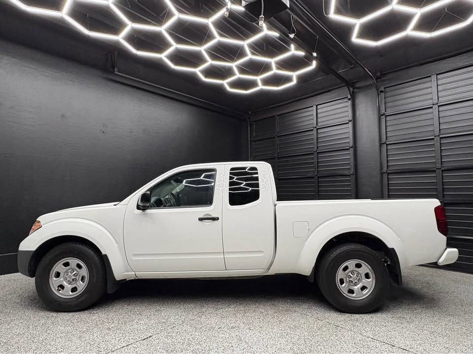 Used 2021 Nissan Frontier S image 4
