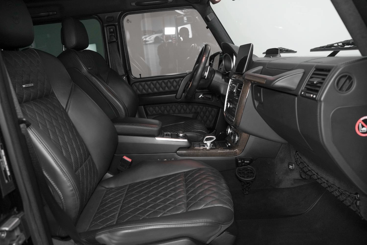 Used 2018 Mercedes-Benz G 65 AMG 4MATIC image 2