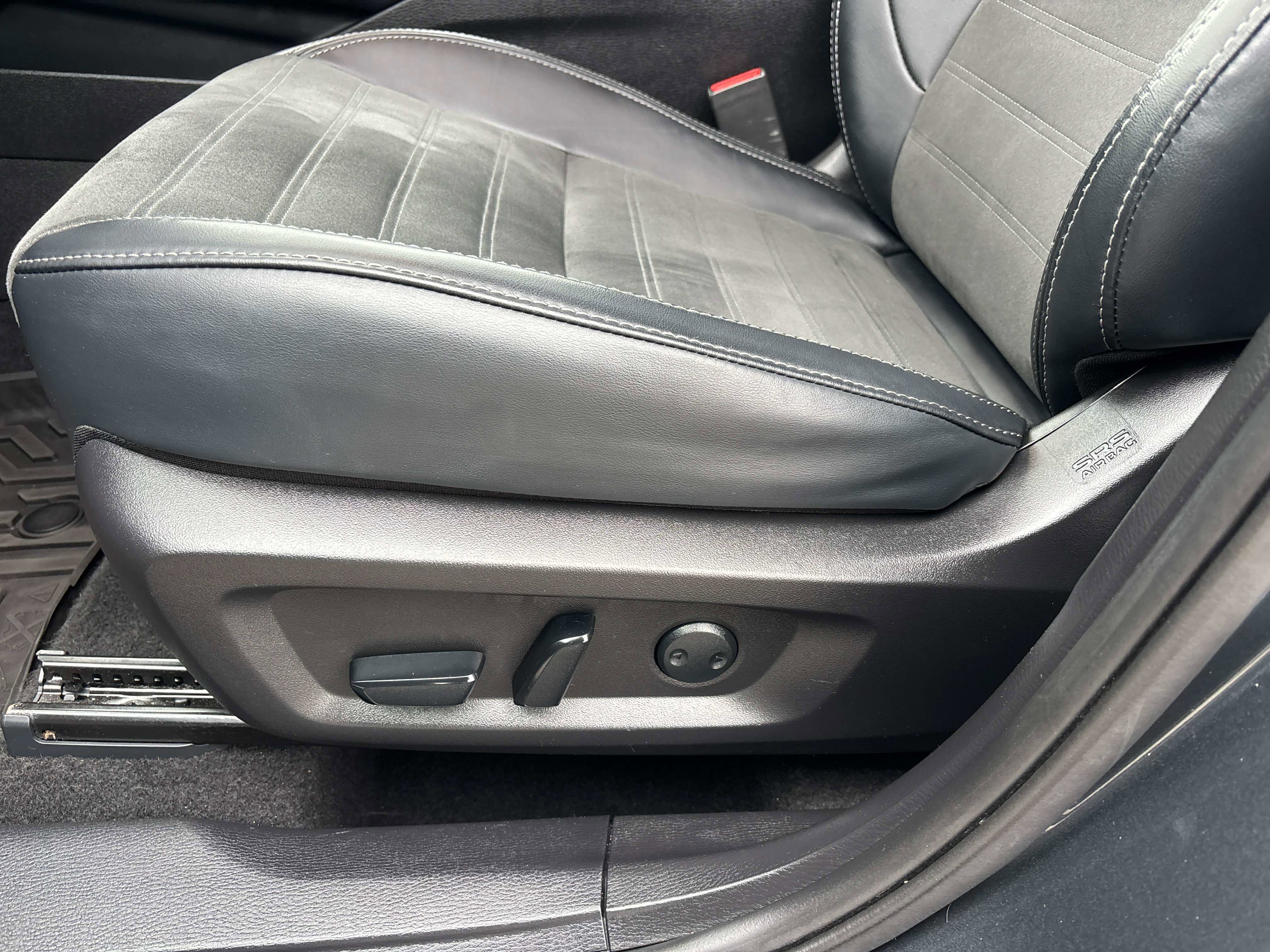 Used 2024 Mitsubishi Outlander SE image 9