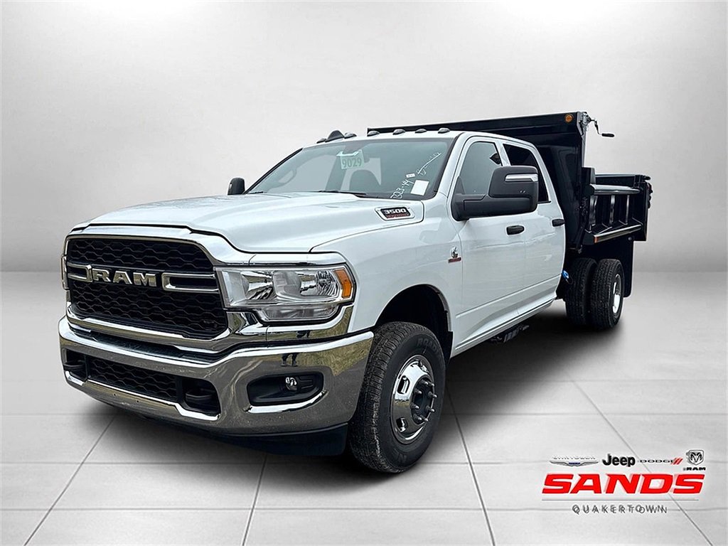New 2023 RAM 3500 Tradesman w/ Chrome Appearance Group