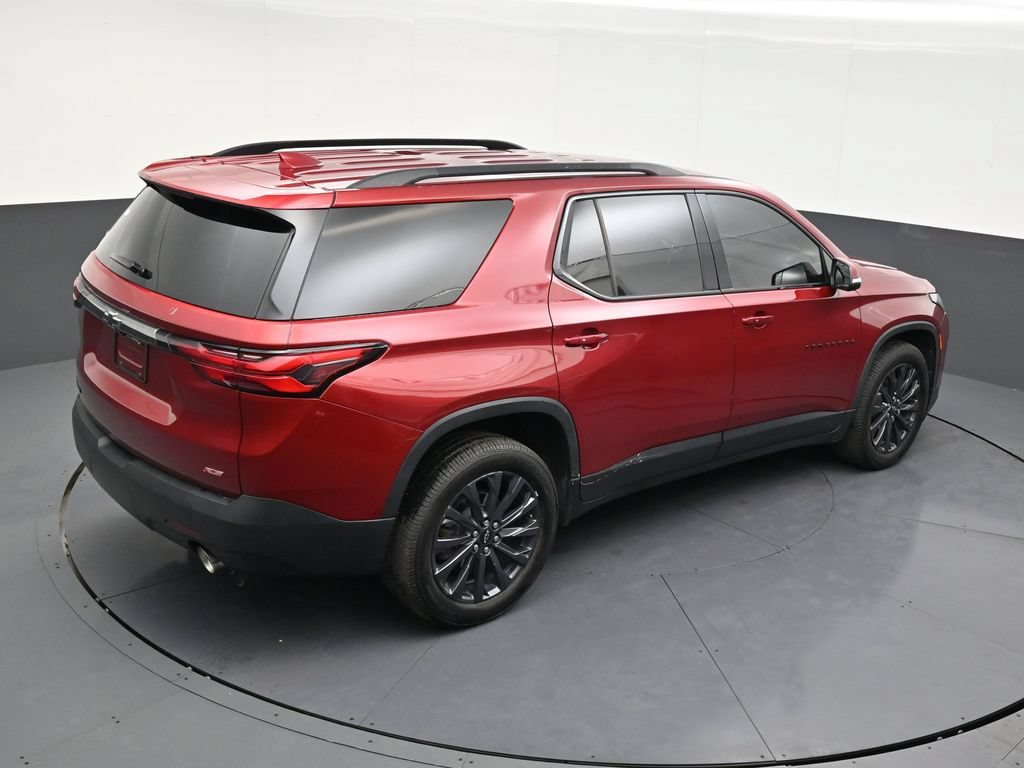 Used 2022 Chevrolet Traverse RS FWD image 18