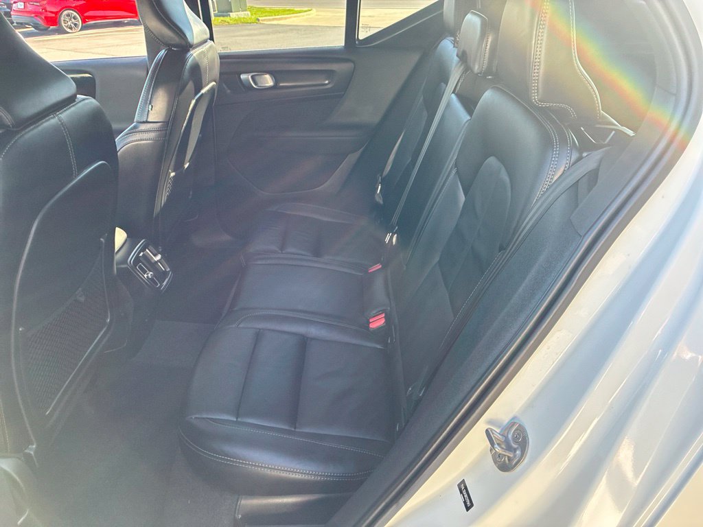 Certified 2024 Volvo XC40 B5 Core AWD/4WD image 11
