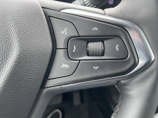 Used 2025 Chevrolet Trax LT w/ LT Convenience Package image 21