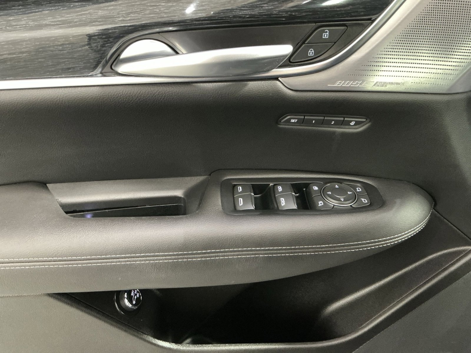 Used 2023 Cadillac XT5 Premium Luxury image 23