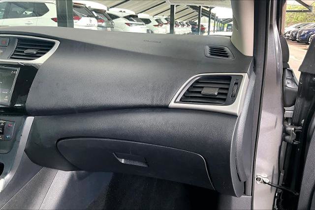 Certified 2019 Nissan Sentra SV image 18