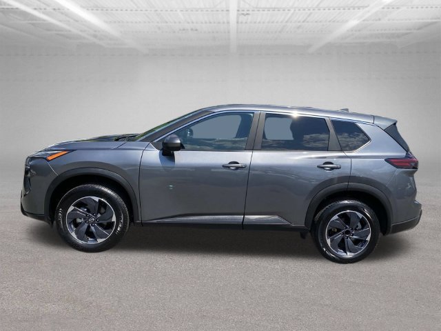Used 2024 Nissan Rogue SV FWD image 5