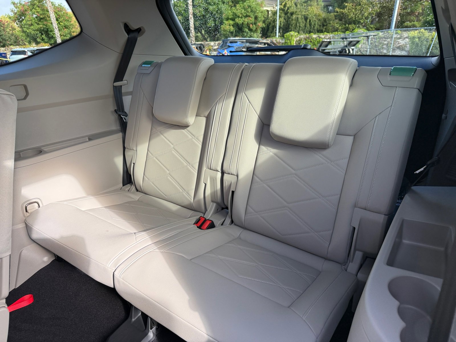 New 2026 Volkswagen Atlas SE image 21