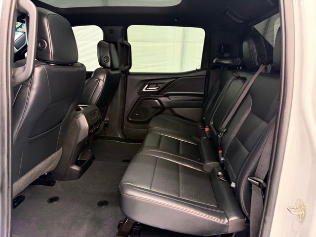 Used 2024 Chevrolet Silverado EV RST AWD/4WD image 17