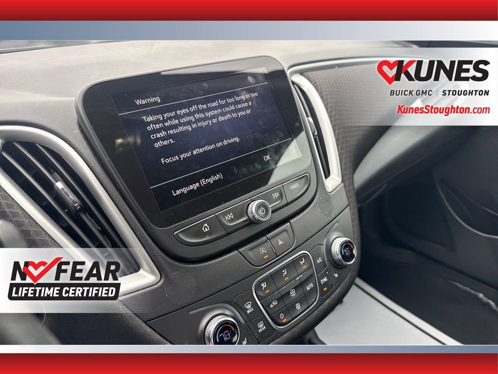 Used 2024 Chevrolet Malibu LT image 25