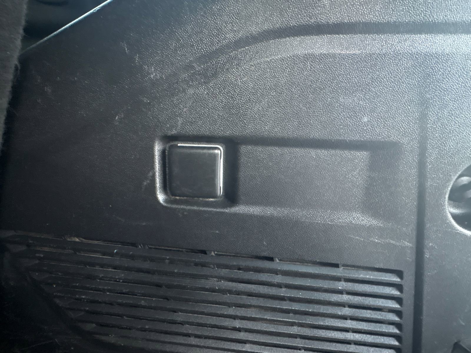 Used 2023 Chevrolet Tahoe Z71 AWD/4WD image 30