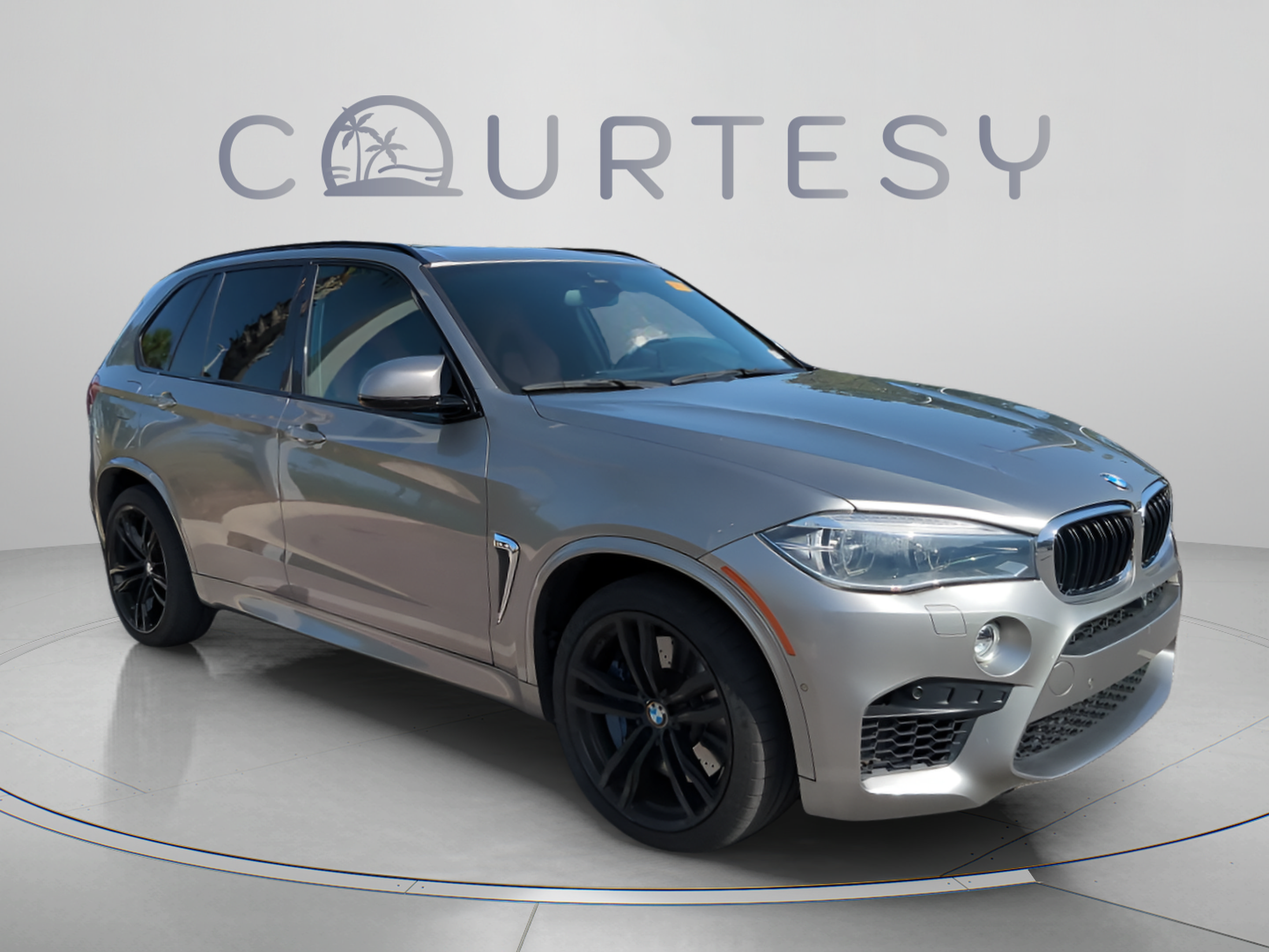 Used 2018 BMW X5 M AWD/4WD image 9
