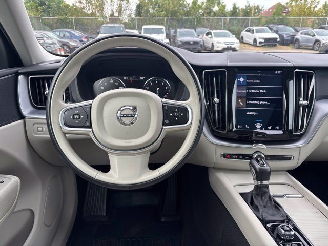Used 2020 Volvo XC60 T6 Momentum w/ Protection Package Premier AWD/4WD image 8