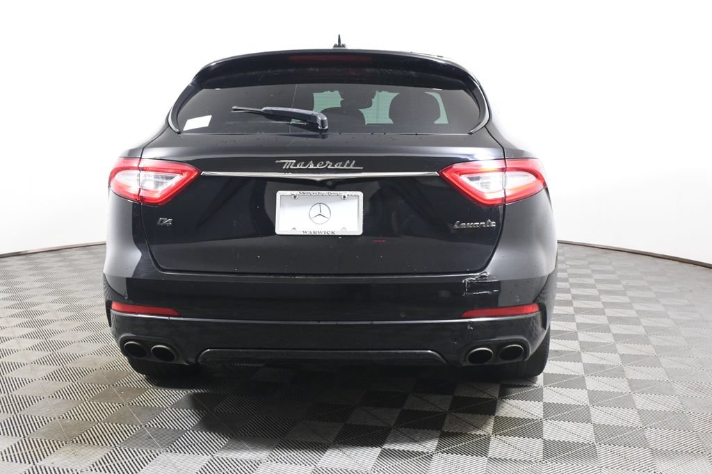 Used 2019 Maserati Levante AWD/4WD image 6