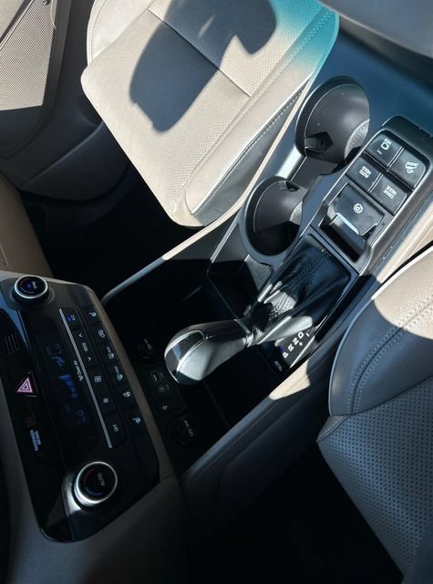 Used 2019 Hyundai Tucson Limited AWD/4WD image 16