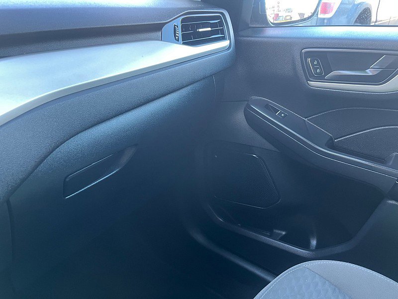 Used 2022 Ford Escape SE image 27