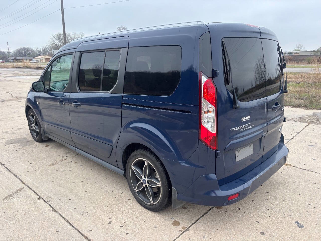 Used 2018 Ford Transit Connect XLT image 8