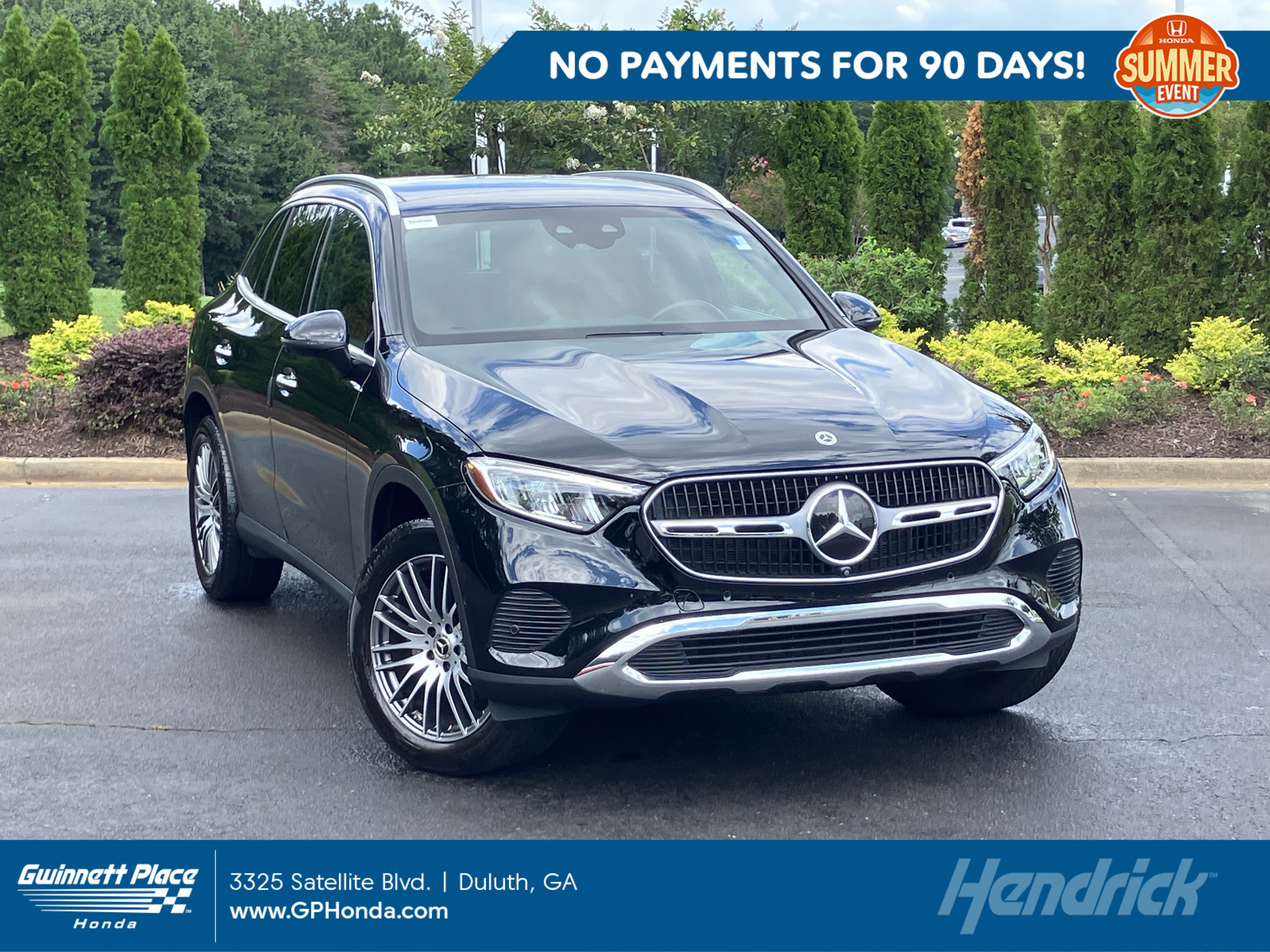 Used 2024 Mercedes-Benz GLC 300 image 1