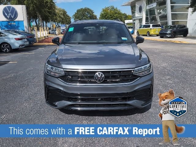 Used 2023 Volkswagen Tiguan SE R-Line image 2