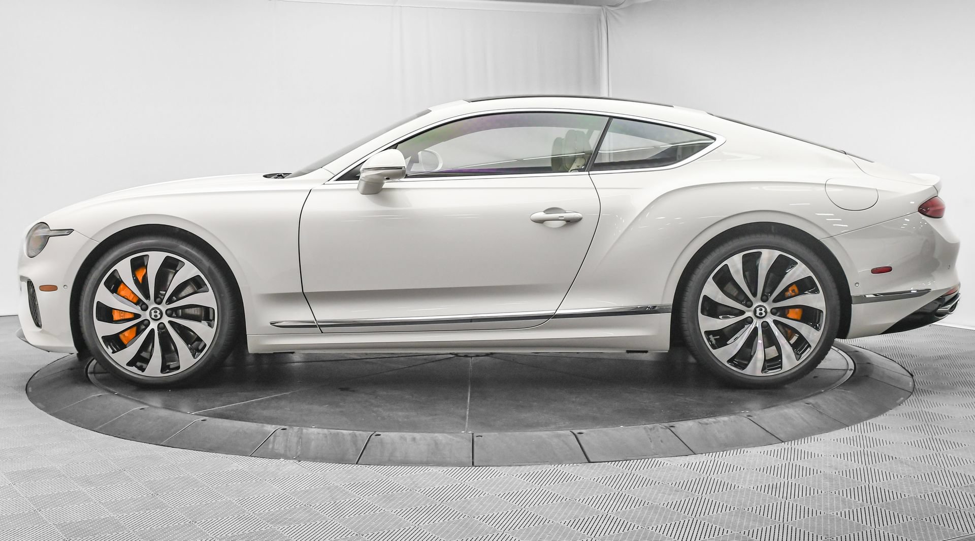 New 2026 Bentley Continental GT AWD/4WD image 9