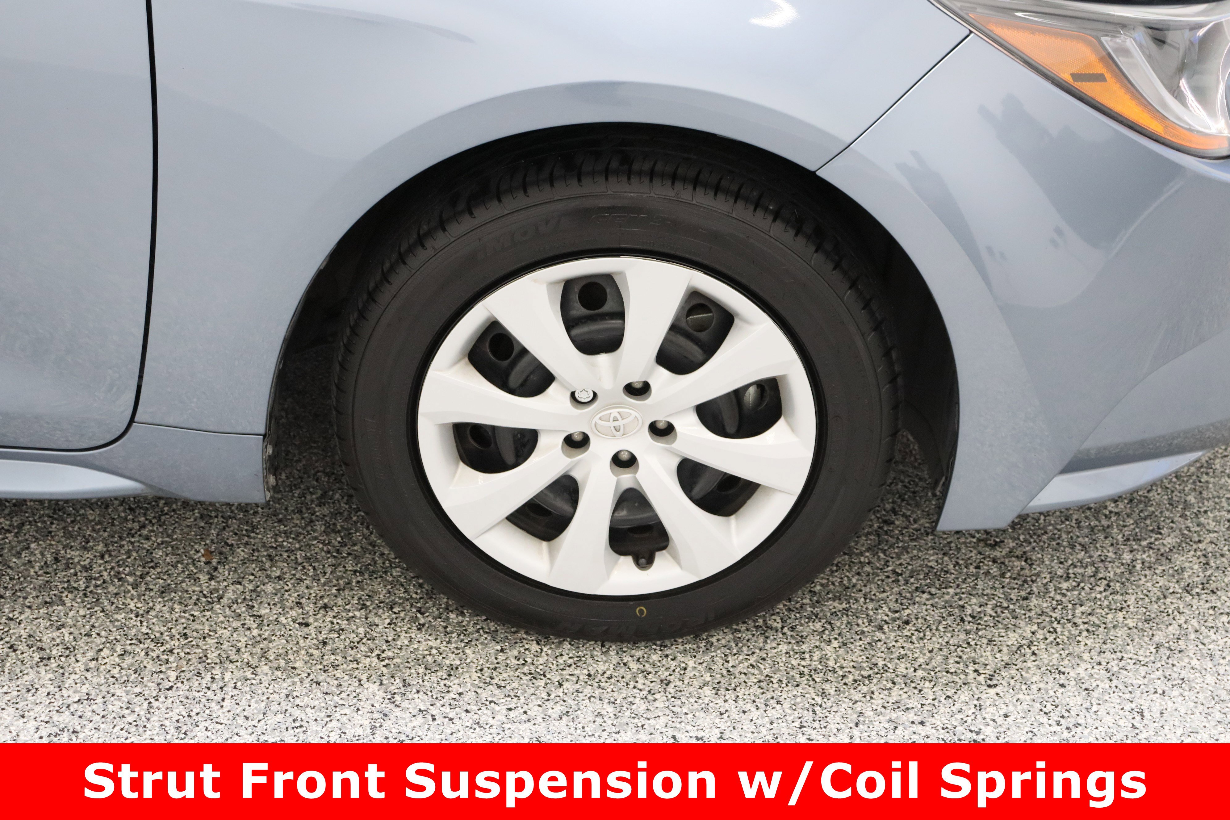 Used 2024 Toyota Corolla LE image 5